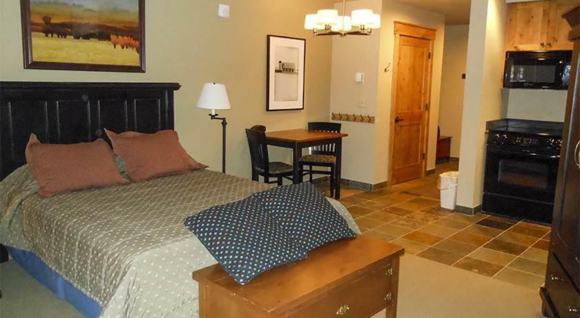 Morning Eagle 210 Hotel Room Whitefish Exterior photo